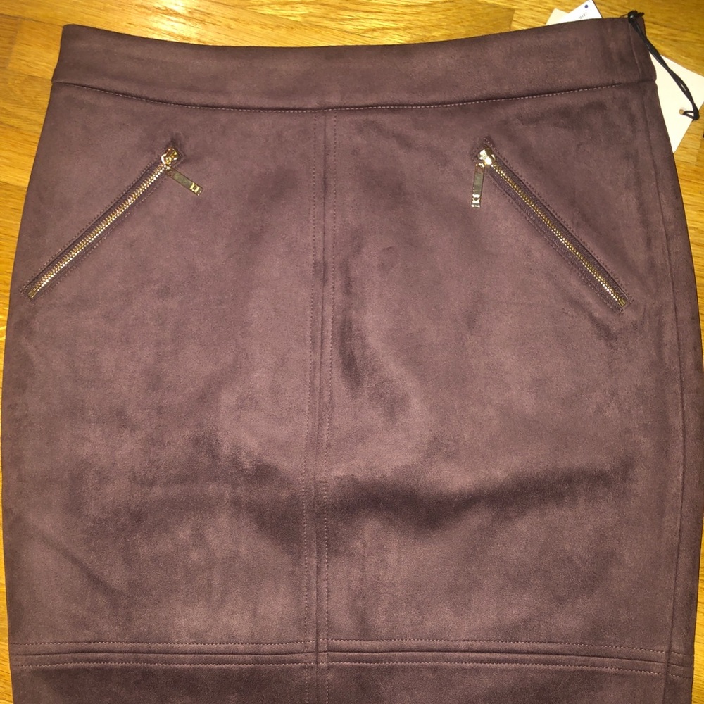 Ivanka Trump long skirt